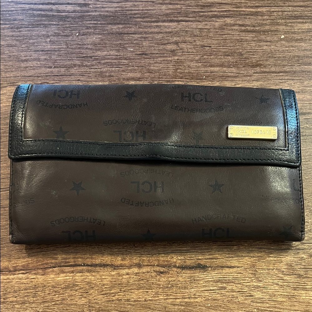 Vintage HCL Leather Goods. Brown Leather Clutch Wallet with Gold Plate
